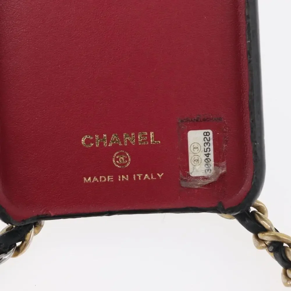 Chanel Matelasse Lambskin Chain Iphone Case Shoulder Bag Black